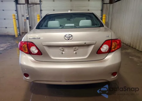 2010 Toyota Corolla Le z USA, uszkodzony, nr VIN 2T1BU4EE3AC275314